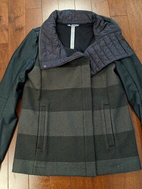 Lululemon women's sweat life gray black striped jacket in size 6
